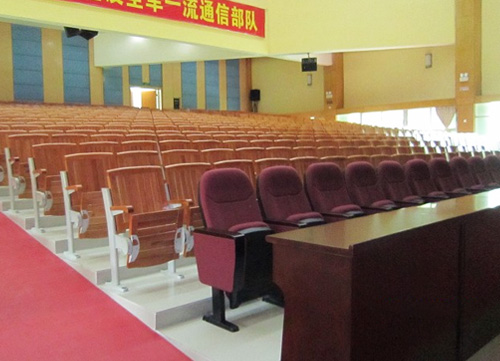 阶梯椅案例